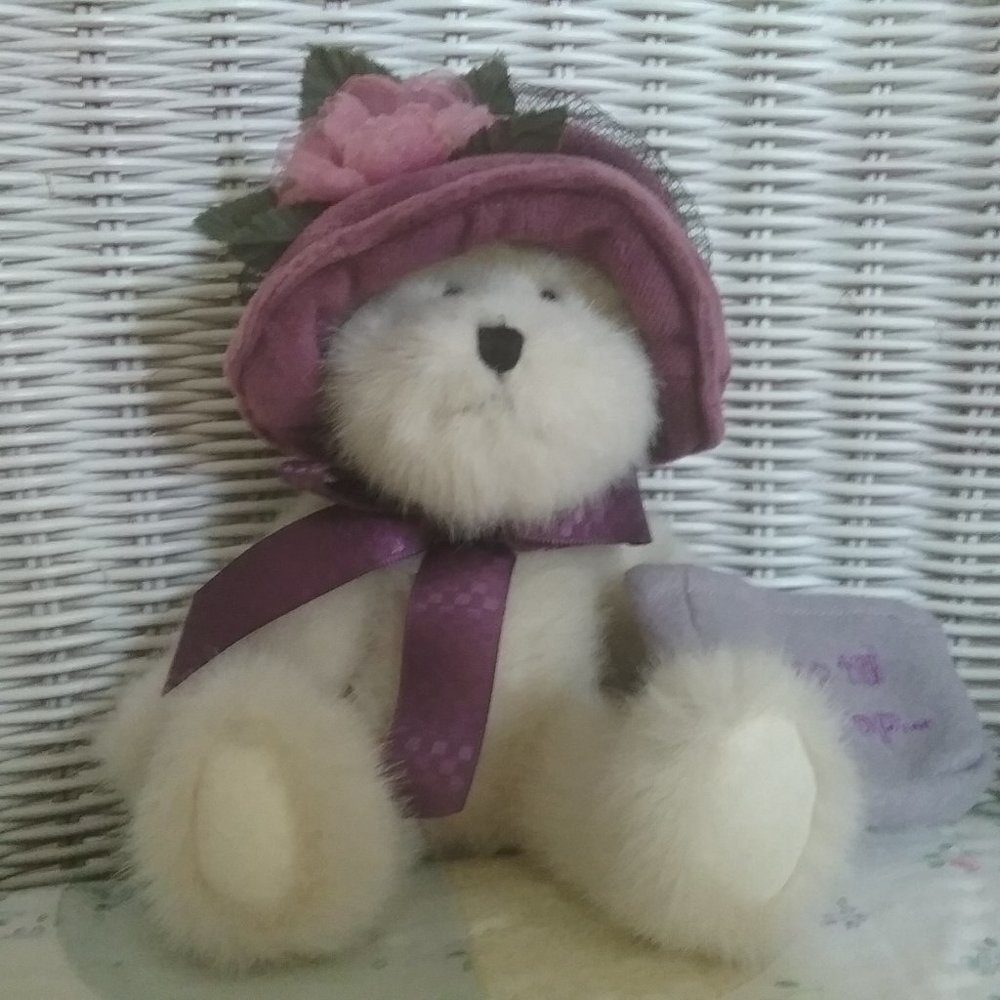 Boyd's Bear Ineeda Bargain